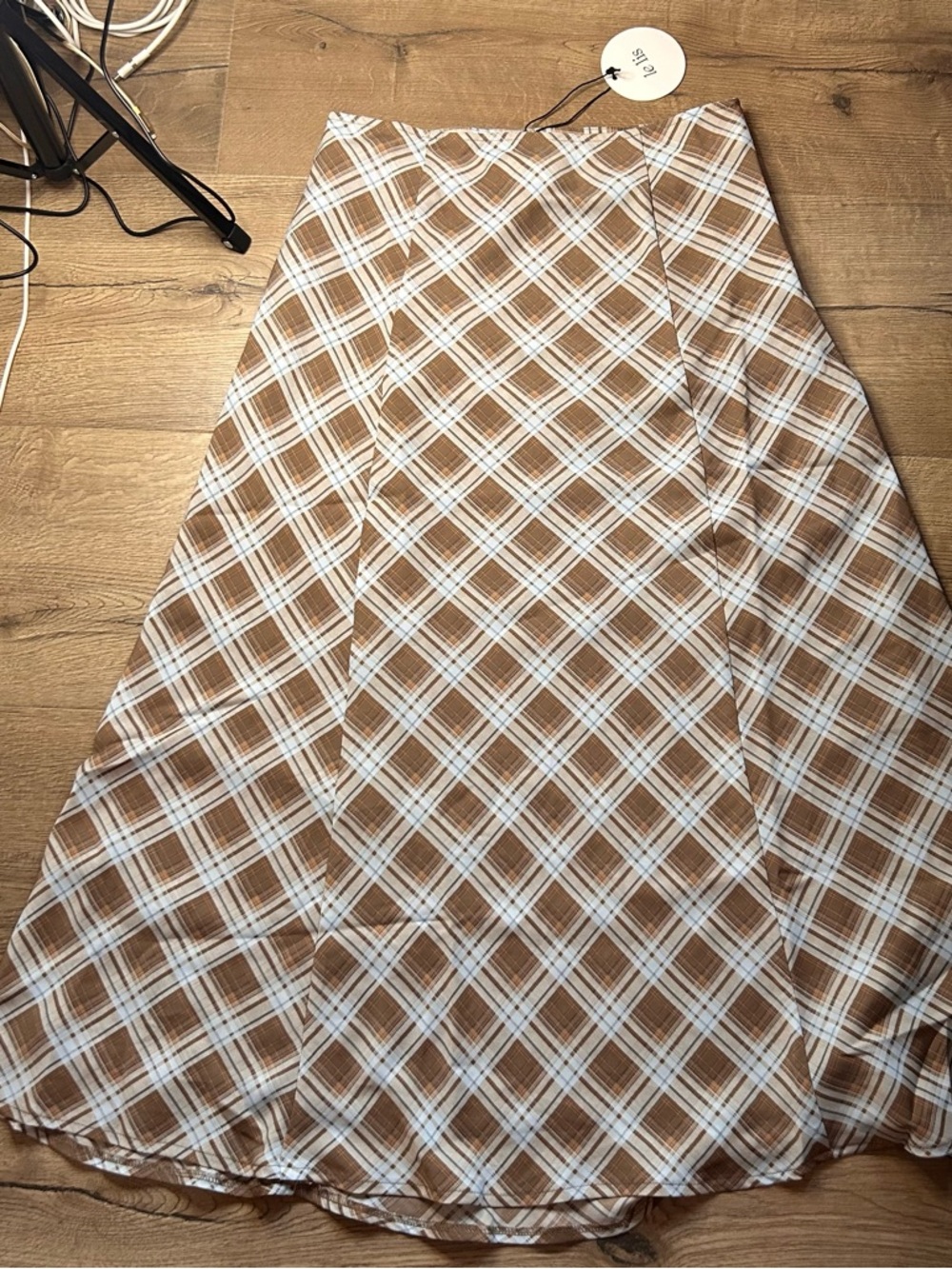 Le Lis Brown and Light Blue Plaid Skirt with liner. New in poly